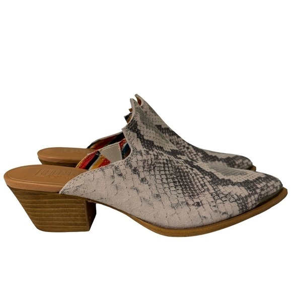 NWT Dingo Knockout Natural Gray Snake Print Suede Leather Slip On Mules Size 9 - Picture 7 of 15